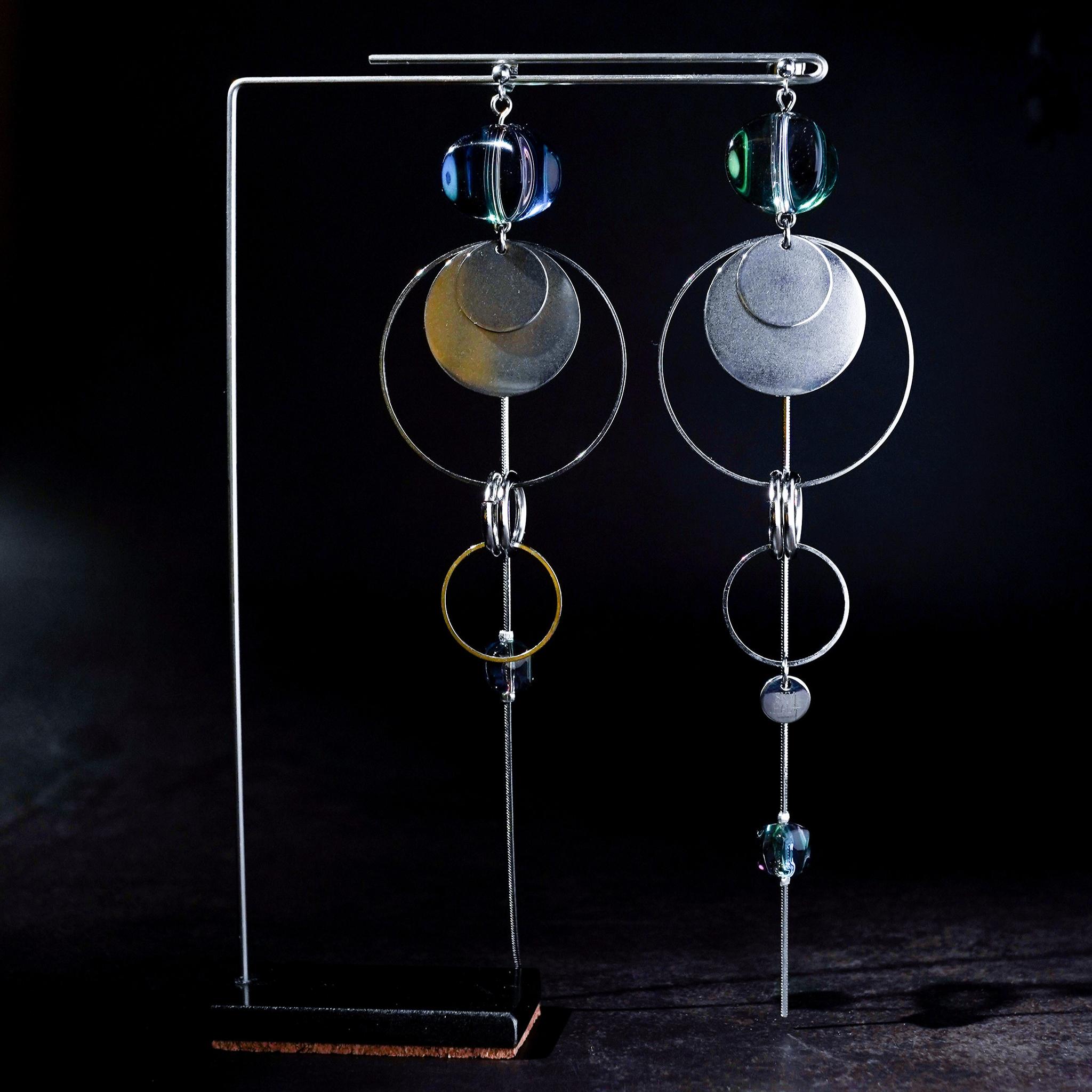 ドレスアップの最後の一押し 水紋をイメージしたピアス・イヤリング #10297100